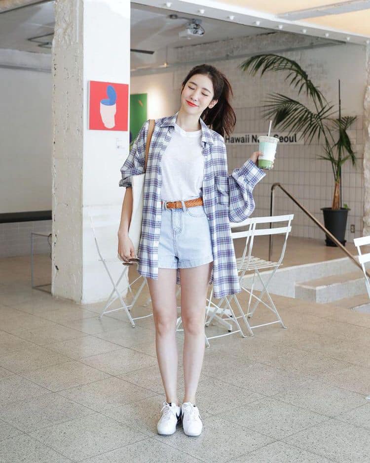 5 mẫu quần nữ đẹp các nàng sành điệu nên có sẵn trong tủ đồ 57 - 5 mẫu quần nữ đẹp các nàng sành điệu nên có sẵn trong tủ đồ, - mẫu quần nữ đẹp, quần jeans, quần legging, quần nữ, quần nữ đẹp, quần ống rộng, quần short, quần tây, thời trang, thời trang nữ - Mỹ phẩm làm đẹp, trang điểm, chăm sóc da hiệu quả an toàn Quần nữ