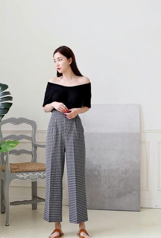 5 cách phối đồ đẹp với quần tây nữ cực xinh xắn 50 - 5 cách phối đồ đẹp với quần tây nữ cực xinh xắn, - áo blazer, áo dài tay, áo sơ mi, áo thun, áo trễ vai, cách phối đồ đẹp, cách phối đồ đẹp với quần tây, quần tây nữ - Mỹ phẩm làm đẹp, trang điểm, chăm sóc da hiệu quả an toàn Quần tây nữ