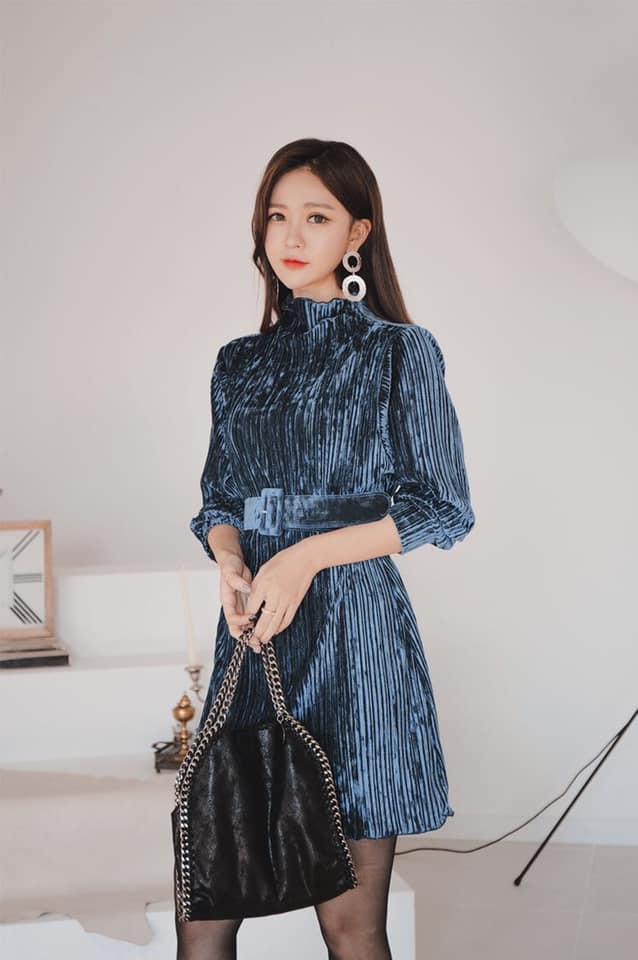 5 mẫu đầm đẹp đi đám cưới giúp nàng trông thật nổi bật 37 - 5 mẫu đầm đẹp đi đám cưới giúp nàng trông thật nổi bật, - đầm cúp ngực, đầm đẹp đi đám cưới, đầm hai dây, đầm nhung, đầm ren, đầm suông, mẫu đầm đẹp đi đám cưới - Mỹ phẩm làm đẹp, trang điểm, chăm sóc da hiệu quả an toàn Đầm đẹp đi đám cưới