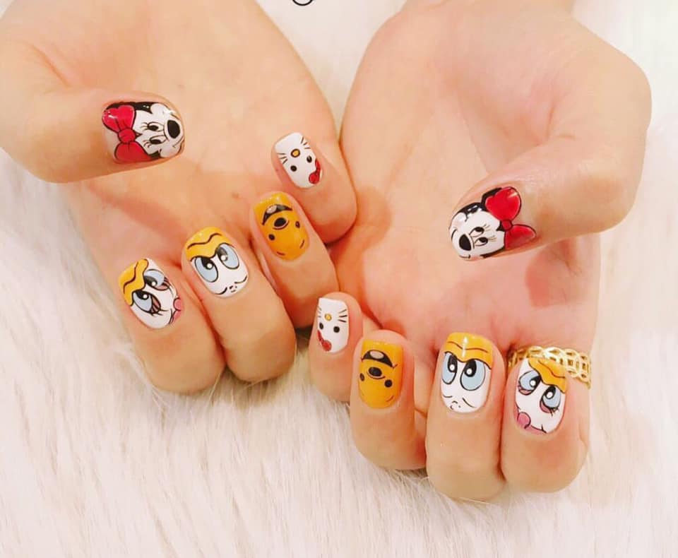 5 mẫu nail đơn giản dễ thương chào hè thật thích 45 - 5 mẫu nail đơn giản dễ thương chào hè thật thích, - mẫu nail đơn giản dễ thương, nail đính đá, nail đơn sắc, nail hoa lá, nail họa tiết ngộ nghĩnh, nail trái cây nhiệt đới - Mỹ phẩm làm đẹp, trang điểm, chăm sóc da hiệu quả an toàn Mẫu nail đơn giản dễ làm