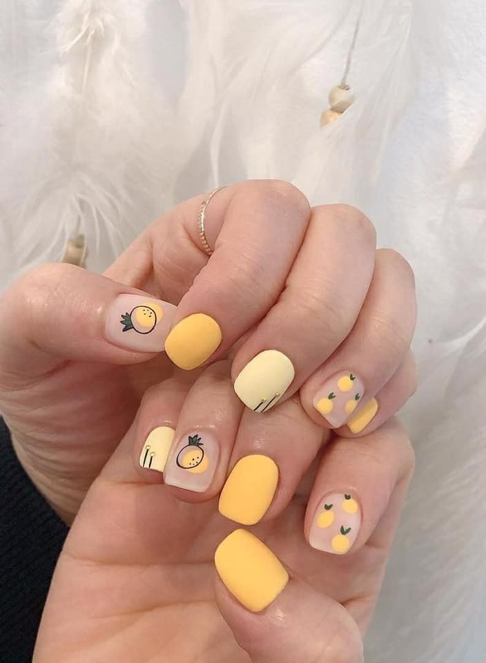 5 mẫu nail đơn giản dễ thương chào hè thật thích 32 - 5 mẫu nail đơn giản dễ thương chào hè thật thích, - mẫu nail đơn giản dễ thương, nail đính đá, nail đơn sắc, nail hoa lá, nail họa tiết ngộ nghĩnh, nail trái cây nhiệt đới - Mỹ phẩm làm đẹp, trang điểm, chăm sóc da hiệu quả an toàn Mẫu nail đơn giản dễ làm