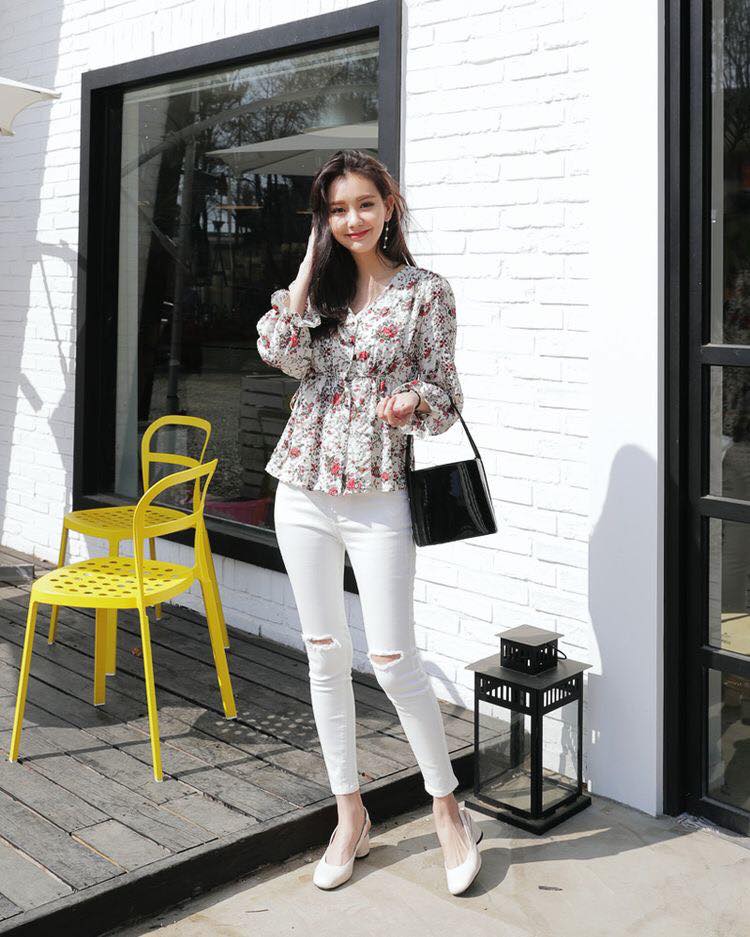 5 mẫu túi xách đi làm khiến bao cô nàng phải say mê 33 - 5 mẫu túi xách đi làm khiến bao cô nàng phải say mê, - túi bucket, túi tote vải, túi xách đeo vai, túi xách đi làm, túi xách mini, túi xách oversize - Mỹ phẩm làm đẹp, trang điểm, chăm sóc da hiệu quả an toàn Túi xách đi làm