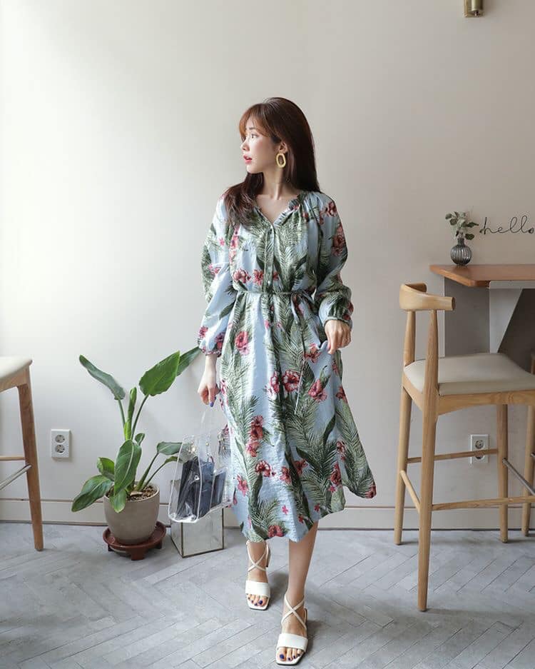 5 mẫu váy maxi đẹp cho ngày hè thêm xinh 48 - 5 mẫu váy maxi đẹp cho ngày hè thêm xinh, - váy maxi cài khuy, váy maxi đẹp, váy maxi đuôi cá, váy maxi hai dây, váy maxi hoa, váy maxi trễ vai - Mỹ phẩm làm đẹp, trang điểm, chăm sóc da hiệu quả an toàn Váy maxi đẹp
