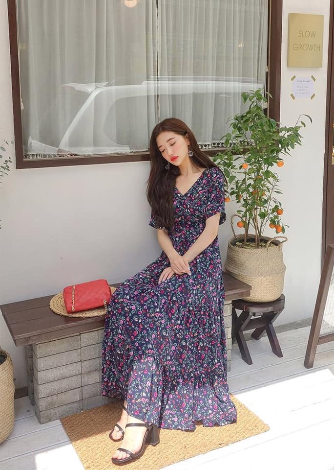5 mẫu váy maxi đẹp cho ngày hè thêm xinh 47 - 5 mẫu váy maxi đẹp cho ngày hè thêm xinh, - váy maxi cài khuy, váy maxi đẹp, váy maxi đuôi cá, váy maxi hai dây, váy maxi hoa, váy maxi trễ vai - Mỹ phẩm làm đẹp, trang điểm, chăm sóc da hiệu quả an toàn Váy maxi đẹp