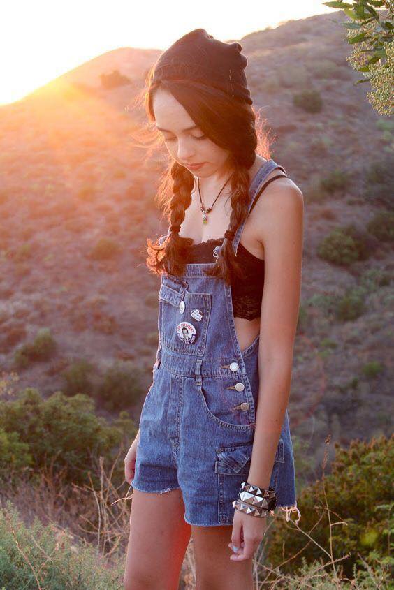 Cách phối đồ với bralette