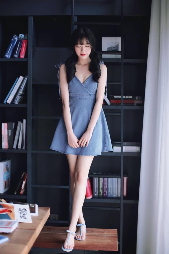 5 kiểu tóc đi chơi đáng yêu nhất bạn nên thử 34 - 5 kiểu tóc đi chơi đáng yêu nhất bạn nên thử, - kiểu tóc đi chơi đáng yêu nhất, tóc búi cao, tóc buộc đuôi ngựa, tóc buộc hai bên, tóc tết hai bên, tóc xoăn thả tự nhiên - Mỹ phẩm làm đẹp, trang điểm, chăm sóc da hiệu quả an toàn Kiểu tóc đi chơi đáng yêu nhất