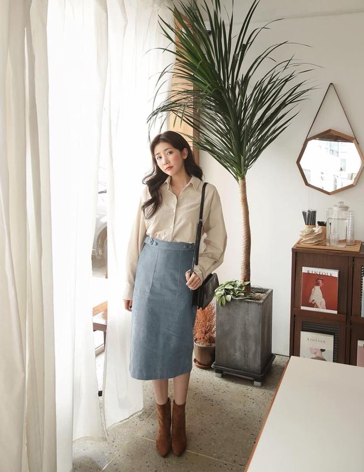5 cách mix đồ với chân váy mùa thu nhẹ nhàng và cuốn hút 37 - 5 cách mix đồ với chân váy mùa thu nhẹ nhàng và cuốn hút, - áo hoodie, áo khoác len mỏng, áo sơ mi/blouse, áo thun dài tay, cách mix đồ với chân váy, chân váy, mix đồ với chân váy - Mỹ phẩm làm đẹp, trang điểm, chăm sóc da hiệu quả an toàn Mix đồ với chân váy mùa thu