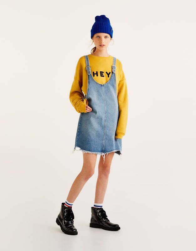 5 cách mix đồ với váy yếm mùa đông vừa ấm áp lại rất trendy 35 - 5 cách mix đồ với váy yếm mùa đông vừa ấm áp lại rất trendy, - áo cao cổ, áo hoodie, áo khoác, áo len, áo thun dài tay, cách mix đồ với váy yếm mùa đông, váy yếm - Mỹ phẩm làm đẹp, trang điểm, chăm sóc da hiệu quả an toàn Phối đồ với váy yếm mùa đông