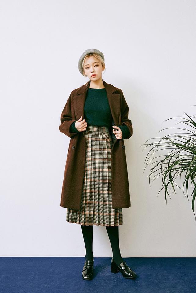 Kiểu chân váy midi dài