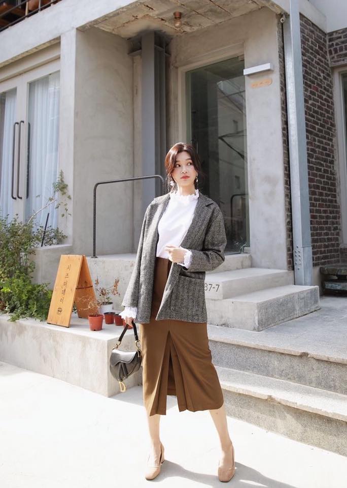 Kiểu chân váy midi dài