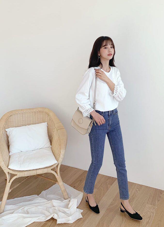 5 mẫu giày vintage “hạ gục” mọi bạn gái 33 - 5 mẫu giày vintage “hạ gục” mọi bạn gái, - giày ballet, giày mũi nhọn quai sau, giày mũi vuông, giày sục da trơn, giày vintage - Mỹ phẩm làm đẹp, trang điểm, chăm sóc da hiệu quả an toàn giày vintage