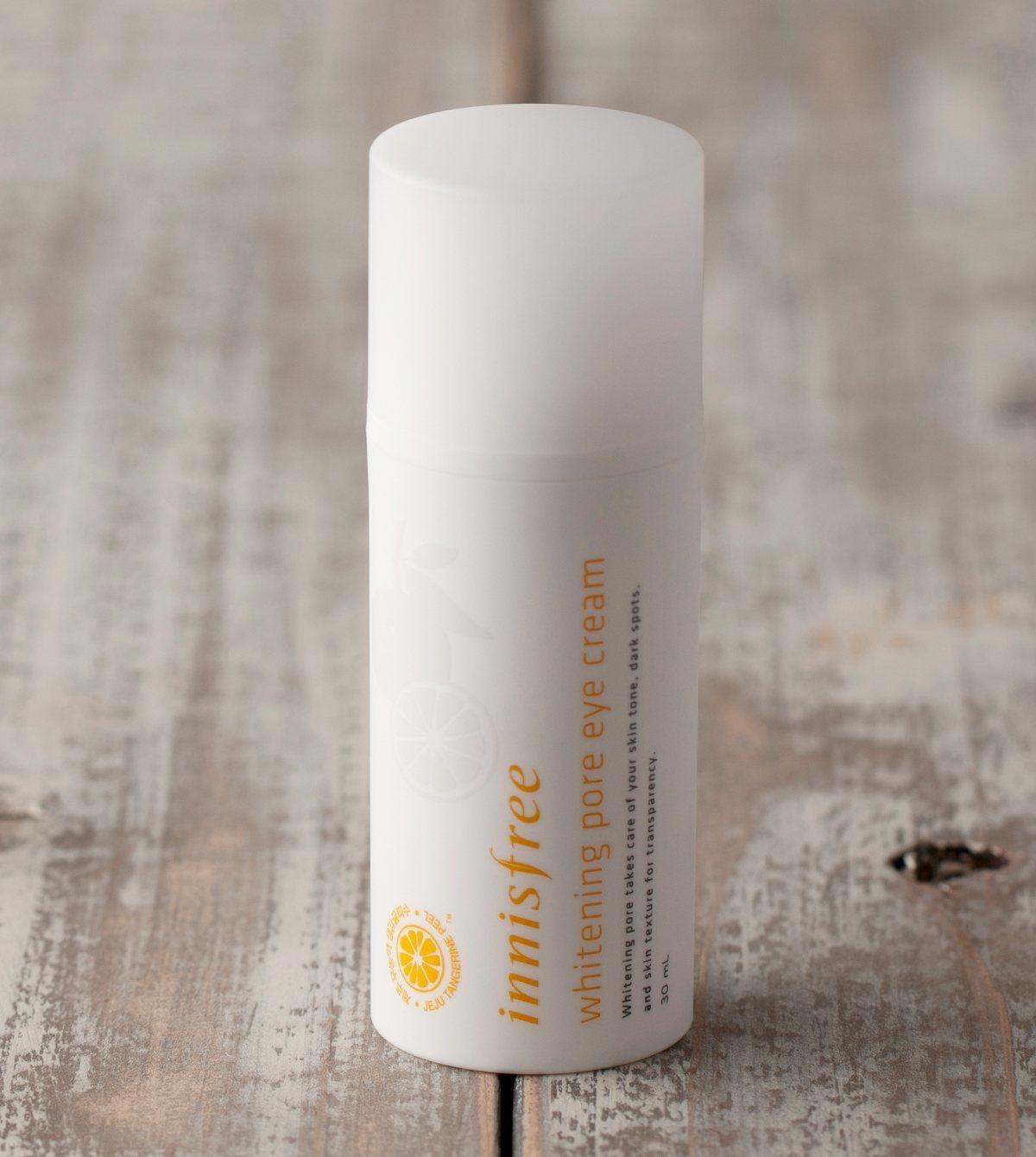 Kem dưỡng mắt: Innisfree Whitening Pore Eye Cream Ex (Ảnh: Internet)