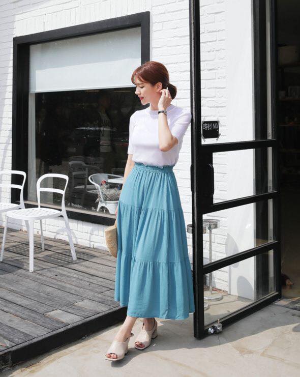 5 cách phối áo với chân váy xòe trong những ngày đầu thu se lạnh 29 - 5 cách phối áo với chân váy xòe trong những ngày đầu thu se lạnh, - áo cao cổ, áo len mỏng, áo sơ mi, áo thun, áo thun dài tay, cách phối áo với chân váy xòe, chân váy, chân váy xòe dài, xu hướng thời trang - Mỹ phẩm làm đẹp, trang điểm, chăm sóc da hiệu quả an toàn cách phối áo với chân váy xoè dài