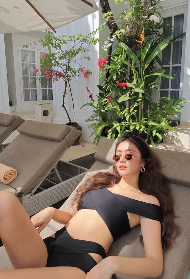 5 mẫu đồ bơi đẹp và siêu hot cho bạn gái trong mùa hè 32 - 5 mẫu đồ bơi đẹp và siêu hot cho bạn gái trong mùa hè, - đồ bơi, đồ bơi bèo nhún, đồ bơi dài tay, đồ bơi hai mảnh, đồ bơi một mảnh, đồ bơi trễ vai, mẫu đồ bơi đẹp - Mỹ phẩm làm đẹp, trang điểm, chăm sóc da hiệu quả an toàn Đồ bơi