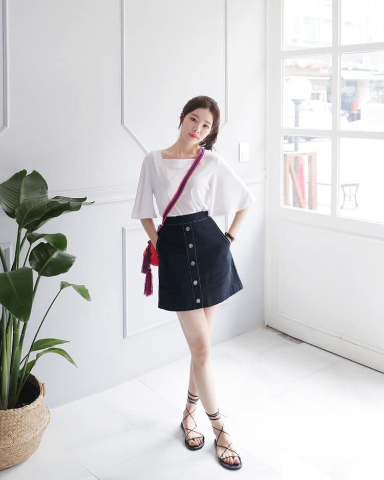 giày sandal đế thấp