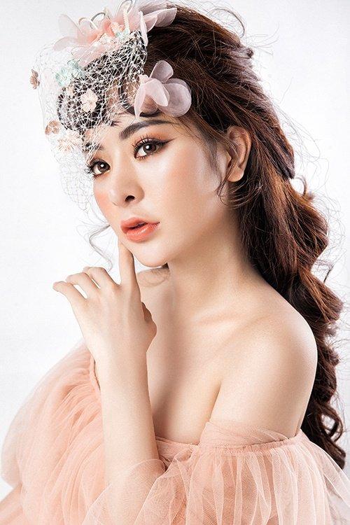 4 kiểu trang điểm cô dâu đẹp và hot nhất năm nay 20 - 4 kiểu trang điểm cô dâu đẹp và hot nhất năm nay, - cô dâu Hàn Quốc, cô dâu Tây, kiểu trang điểm cô dâu, tone cam đất, trang điểm cô dâu, trang điểm cô dâu đẹp - Mỹ phẩm làm đẹp, trang điểm, chăm sóc da hiệu quả an toàn Kiểu trang điểm cô dâu tone cam đất buổi sáng