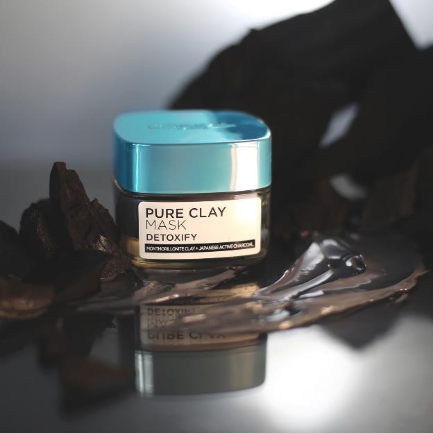Mặt nạ đất sét L'Oreal Paris Pure Clay Mask Detoxify vô cùng được ưa chuộng ở các thị trường châu Âu. (Nguồn: Internet) Mặt nạ đất sét L'Oreal Paris Pure Clay Mask Detoxify vô cùng được ưa chuộng ở các thị trường châu Âu. (Nguồn: Internet)