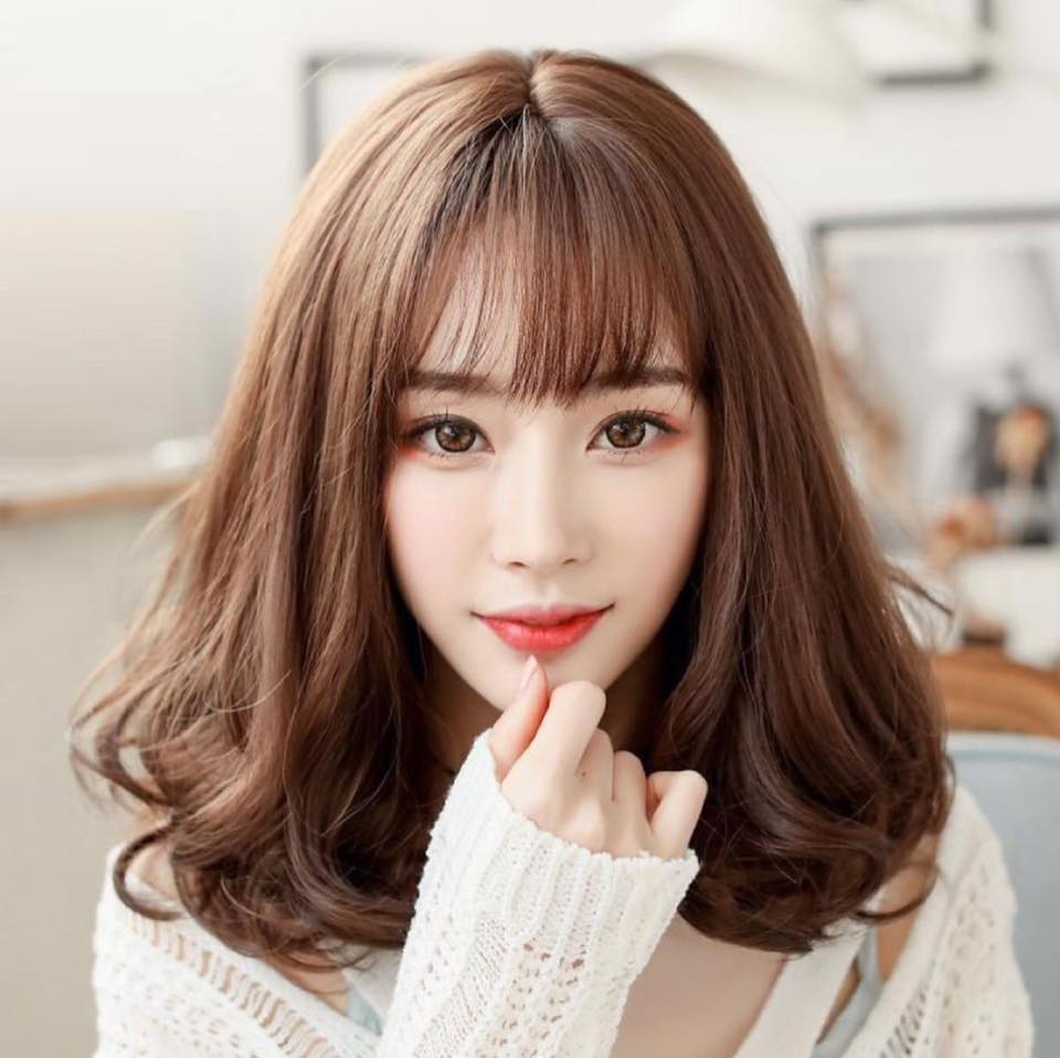 Màu tóc hù hợp với học sinh