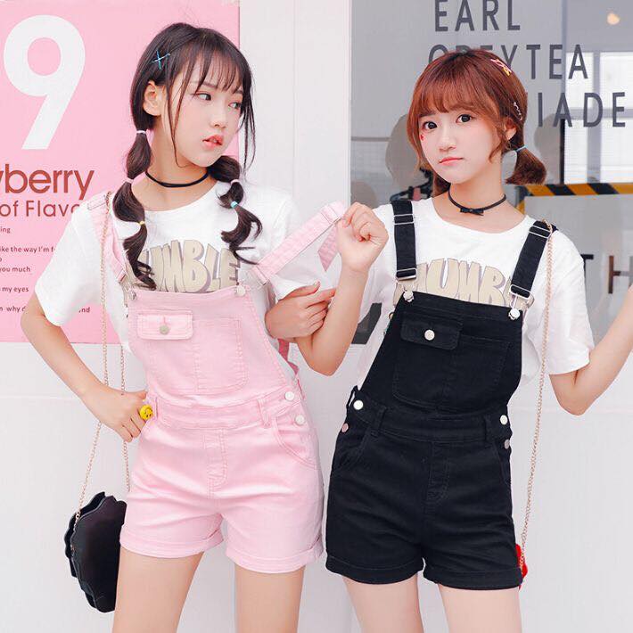 Mix đồ với quần yếm ngắn