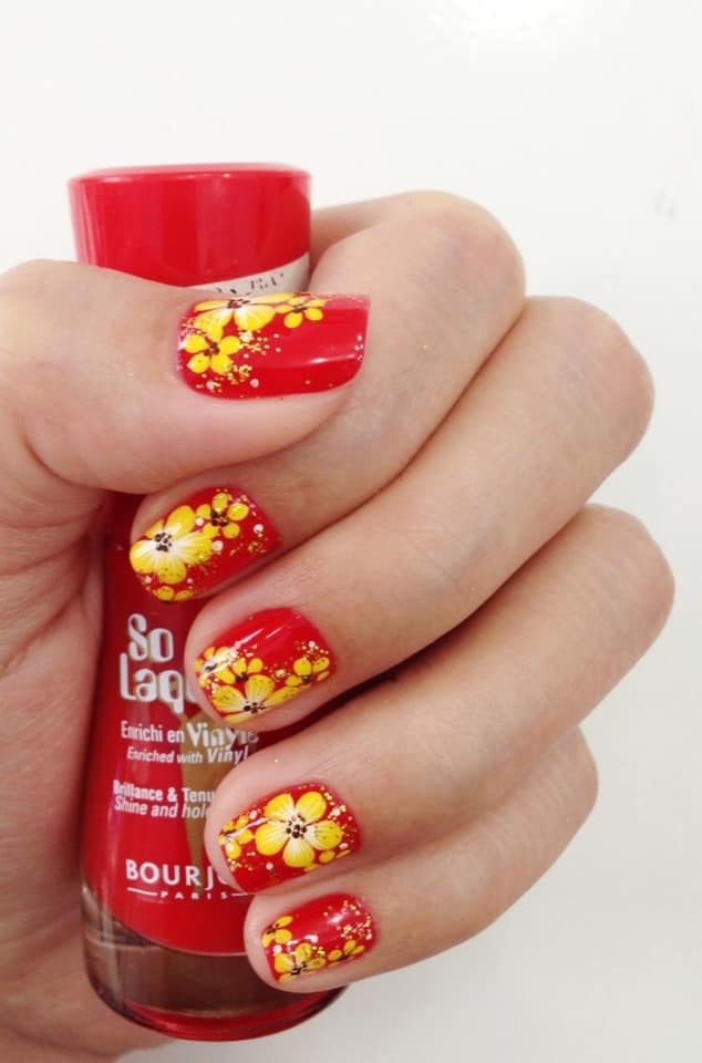5 mẫu nail đơn giản dễ thương diện đi chơi tết 27 - 5 mẫu nail đơn giản dễ thương diện đi chơi tết, - mẫu nail đơn giản dễ thương, mẫu nail đơn giản dễ thương đi chơi tết, Nail đắp gel, Nail hoa đào, Nail hoa mai vàng, Nail màu đỏ, Nail mèo thần tài, tết - Mỹ phẩm làm đẹp, trang điểm, chăm sóc da hiệu quả an toàn mẫu nail đơn giản diện đi chơi tết