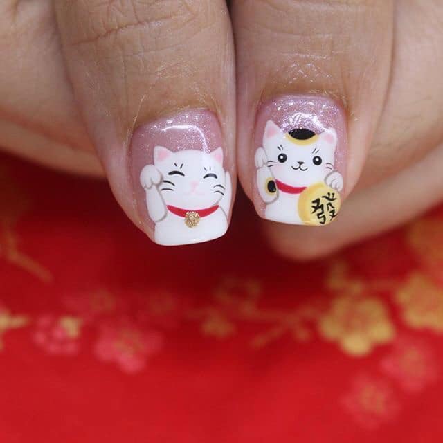5 mẫu nail đơn giản dễ thương diện đi chơi tết 30 - 5 mẫu nail đơn giản dễ thương diện đi chơi tết, - mẫu nail đơn giản dễ thương, mẫu nail đơn giản dễ thương đi chơi tết, Nail đắp gel, Nail hoa đào, Nail hoa mai vàng, Nail màu đỏ, Nail mèo thần tài, tết - Mỹ phẩm làm đẹp, trang điểm, chăm sóc da hiệu quả an toàn mẫu nail đơn giản diện đi chơi tết