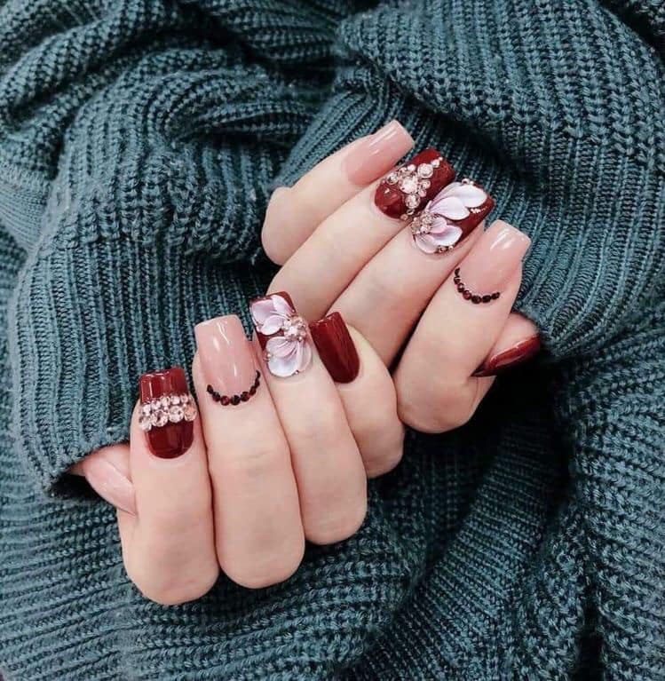 5 mẫu nail đơn giản dễ thương diện đi chơi tết 36 - 5 mẫu nail đơn giản dễ thương diện đi chơi tết, - mẫu nail đơn giản dễ thương, mẫu nail đơn giản dễ thương đi chơi tết, Nail đắp gel, Nail hoa đào, Nail hoa mai vàng, Nail màu đỏ, Nail mèo thần tài, tết - Mỹ phẩm làm đẹp, trang điểm, chăm sóc da hiệu quả an toàn mẫu nail đơn giản diện đi chơi tết