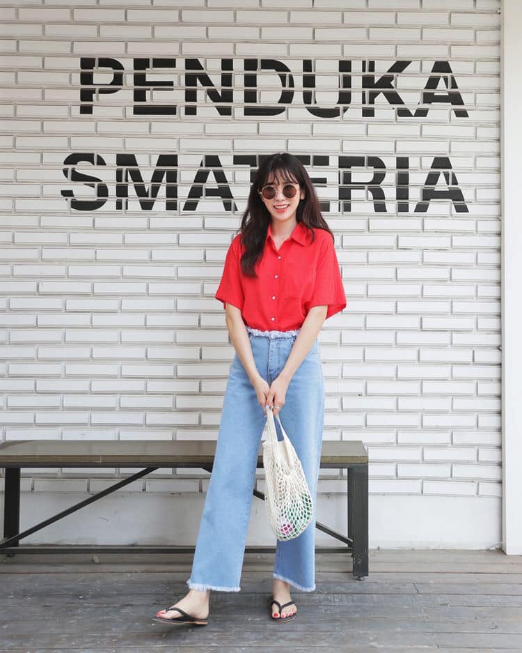 Quần jeans ống rộng