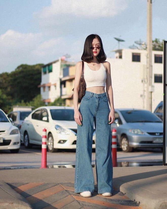 Quần jeans ống rộng