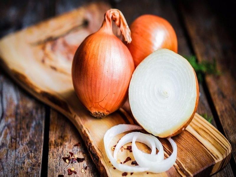 4 cách làm mờ sẹo bằng hành tây giúp da đẹp hơn 11 - 4 cách làm mờ sẹo bằng hành tây giúp da đẹp hơn, - bột yến mạch, cách làm mờ sẹo, cách làm mờ sẹo bằng hành tây, trị mụn, trị sẹo - Mỹ phẩm làm đẹp, trang điểm, chăm sóc da hiệu quả an toàn Công dụng của hành tây trị sẹo